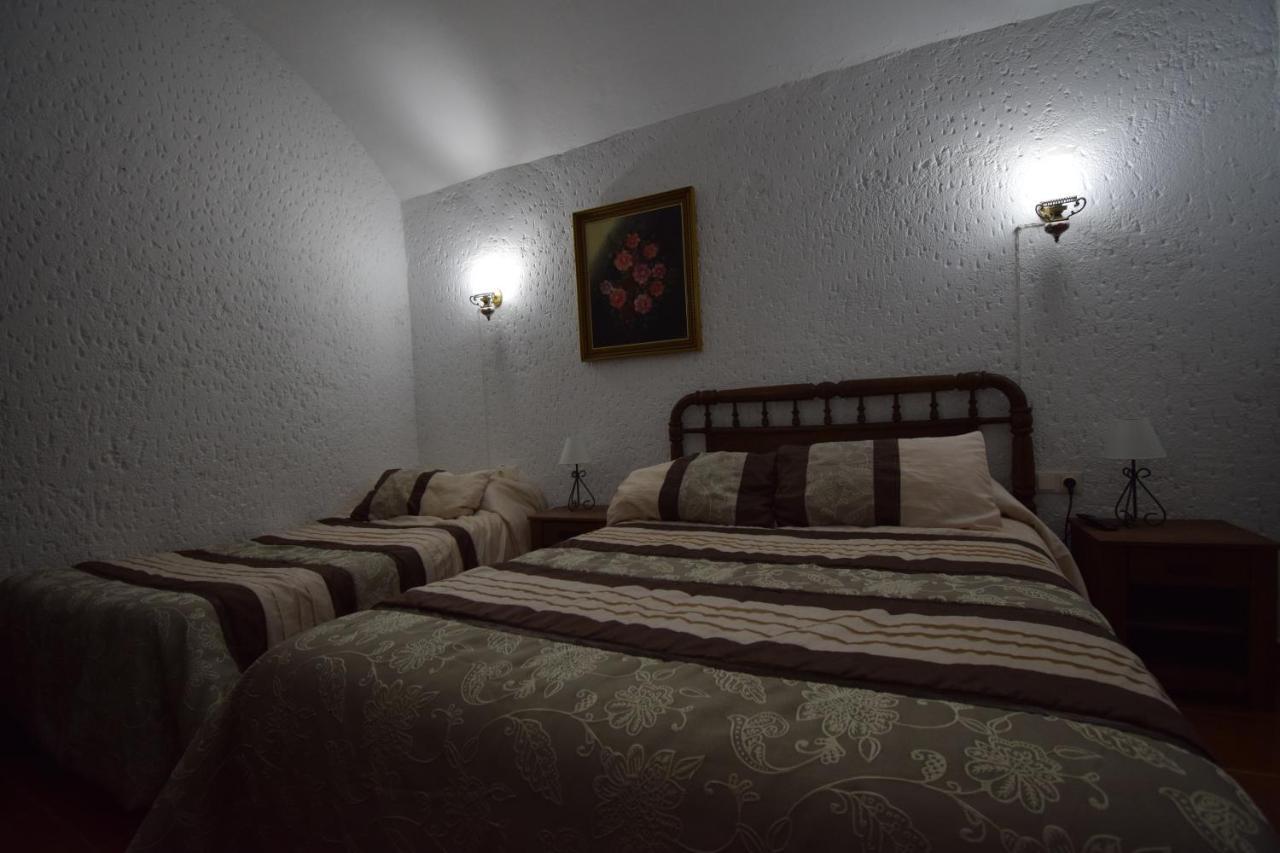 Apartamentos Horno Y Casa De Dulce Purullena Eksteriør billede