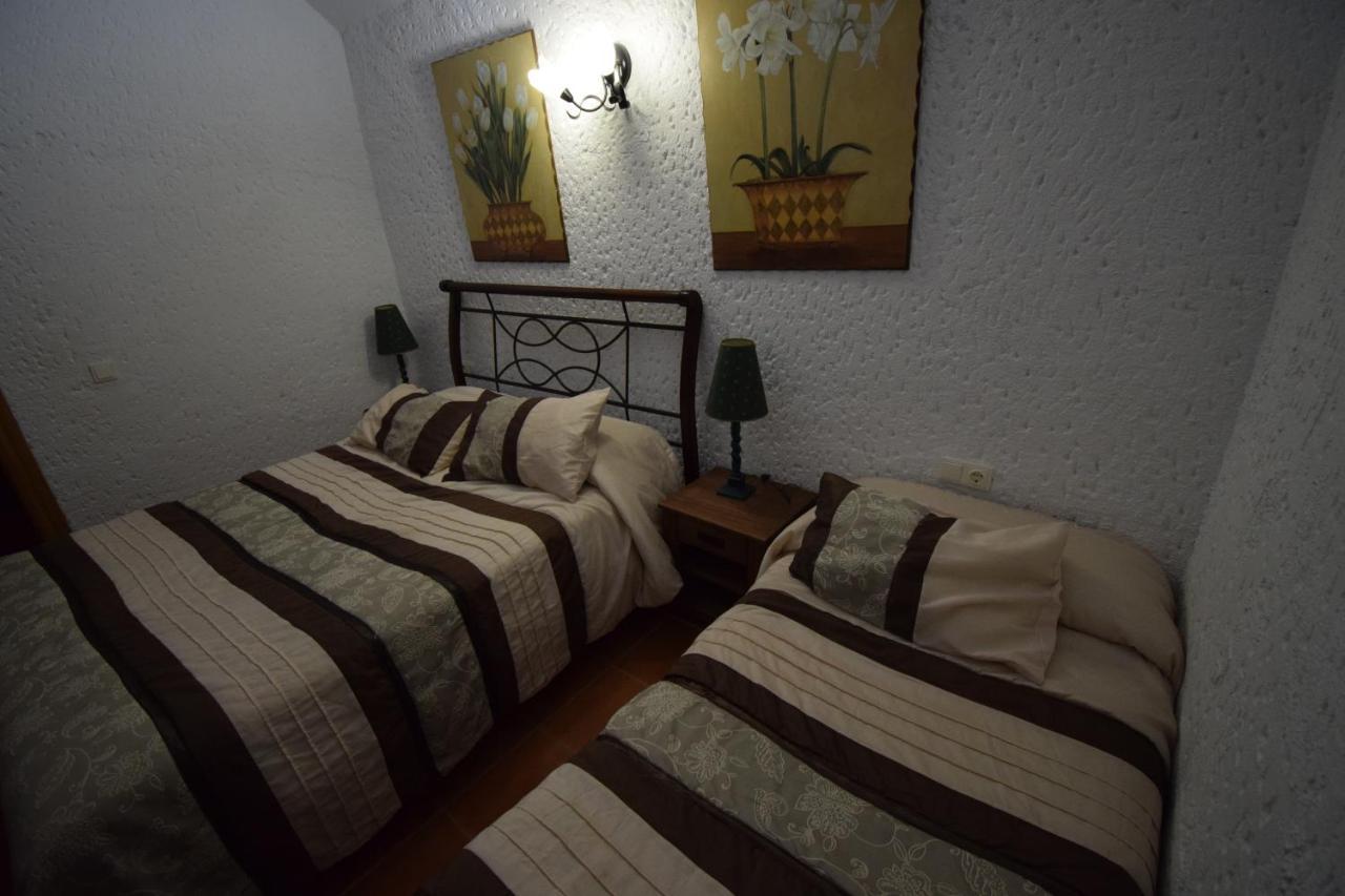 Apartamentos Horno Y Casa De Dulce Purullena Eksteriør billede