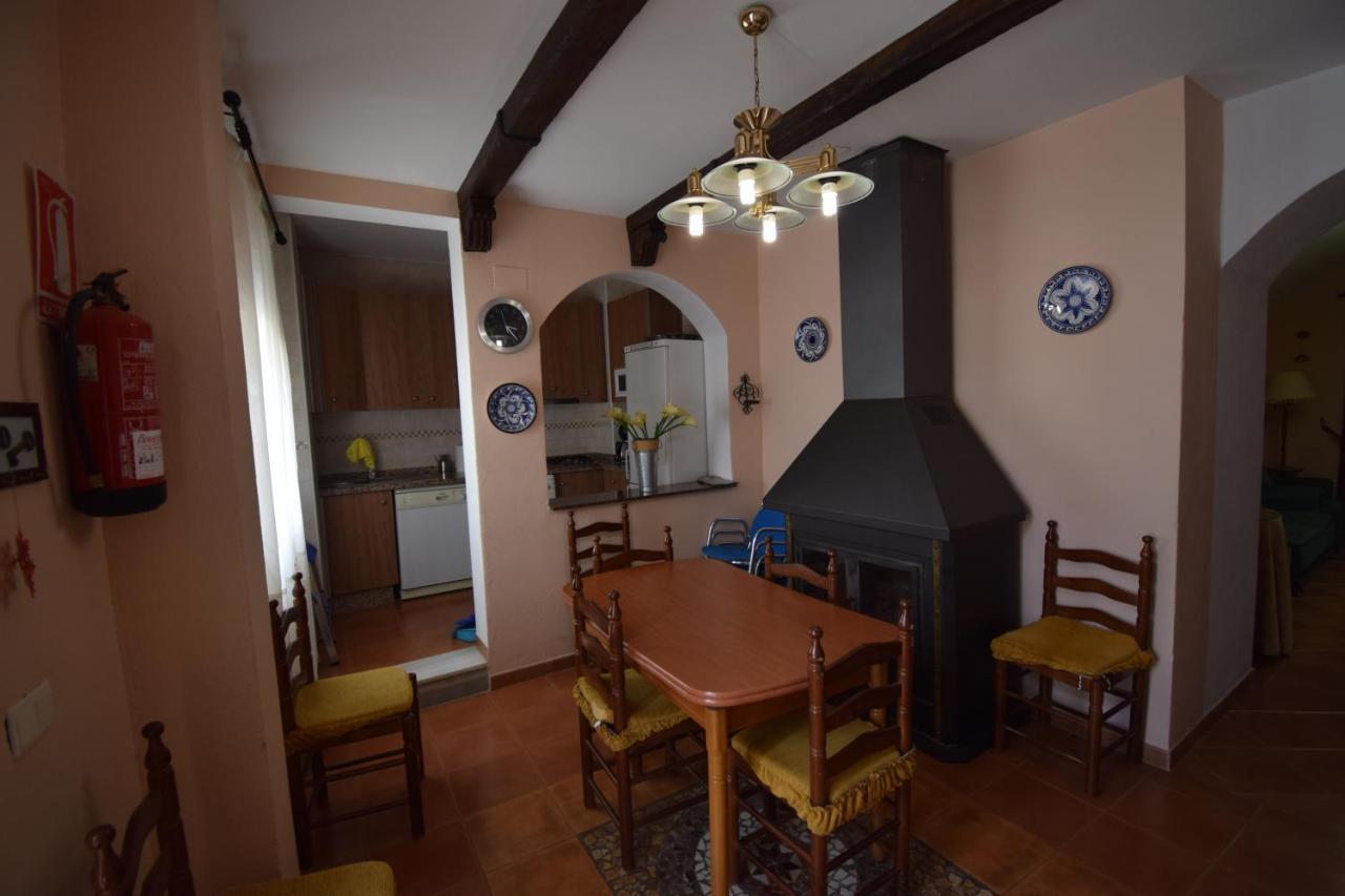 Apartamentos Horno Y Casa De Dulce Purullena Eksteriør billede