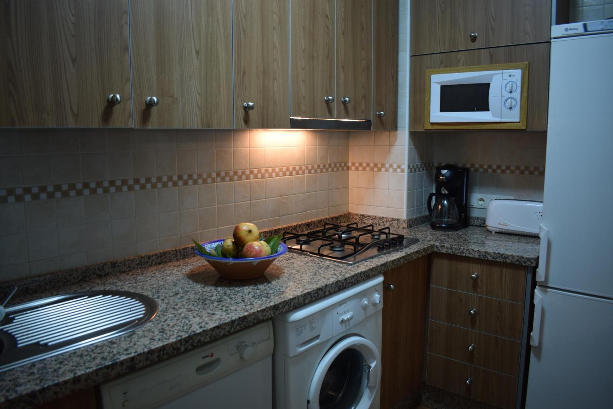 Apartamentos Horno Y Casa De Dulce Purullena Eksteriør billede