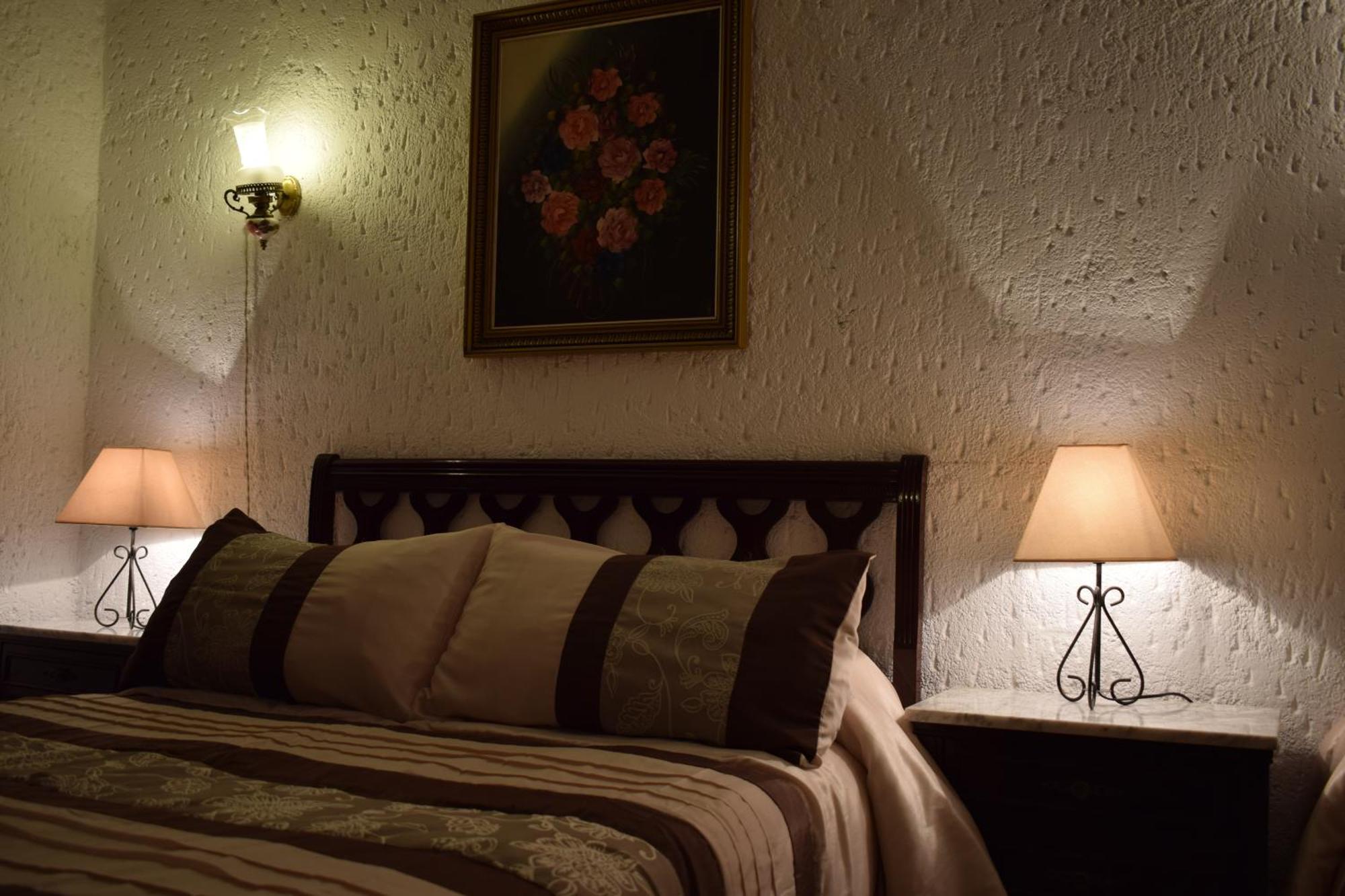 Apartamentos Horno Y Casa De Dulce Purullena Eksteriør billede