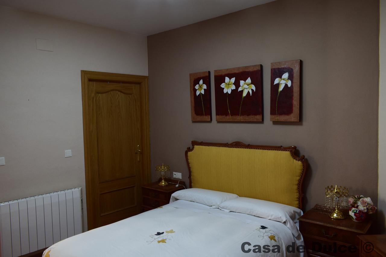 Apartamentos Horno Y Casa De Dulce Purullena Eksteriør billede