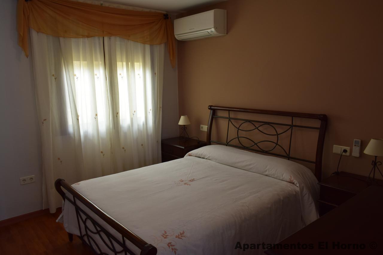 Apartamentos Horno Y Casa De Dulce Purullena Eksteriør billede